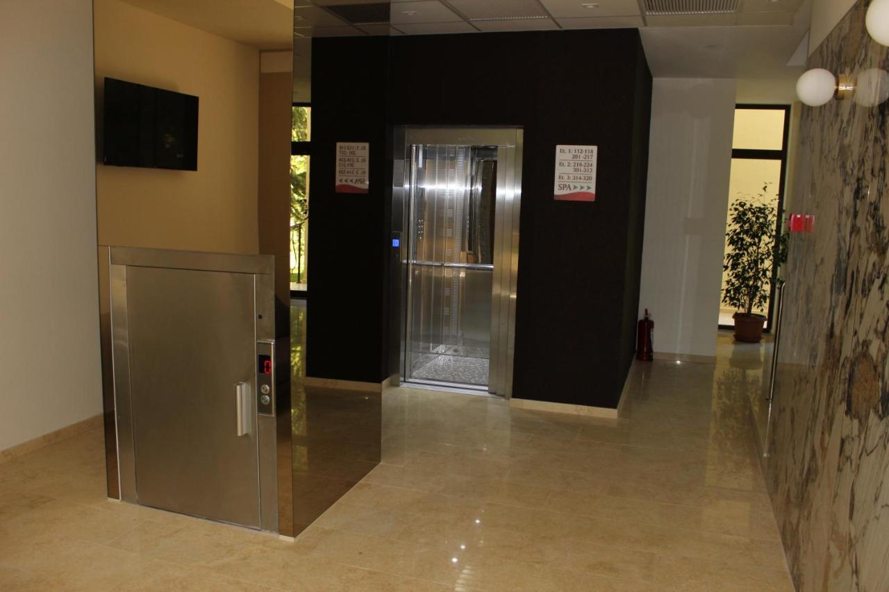 Hotel Anina تيشيرغيول المظهر الخارجي الصورة